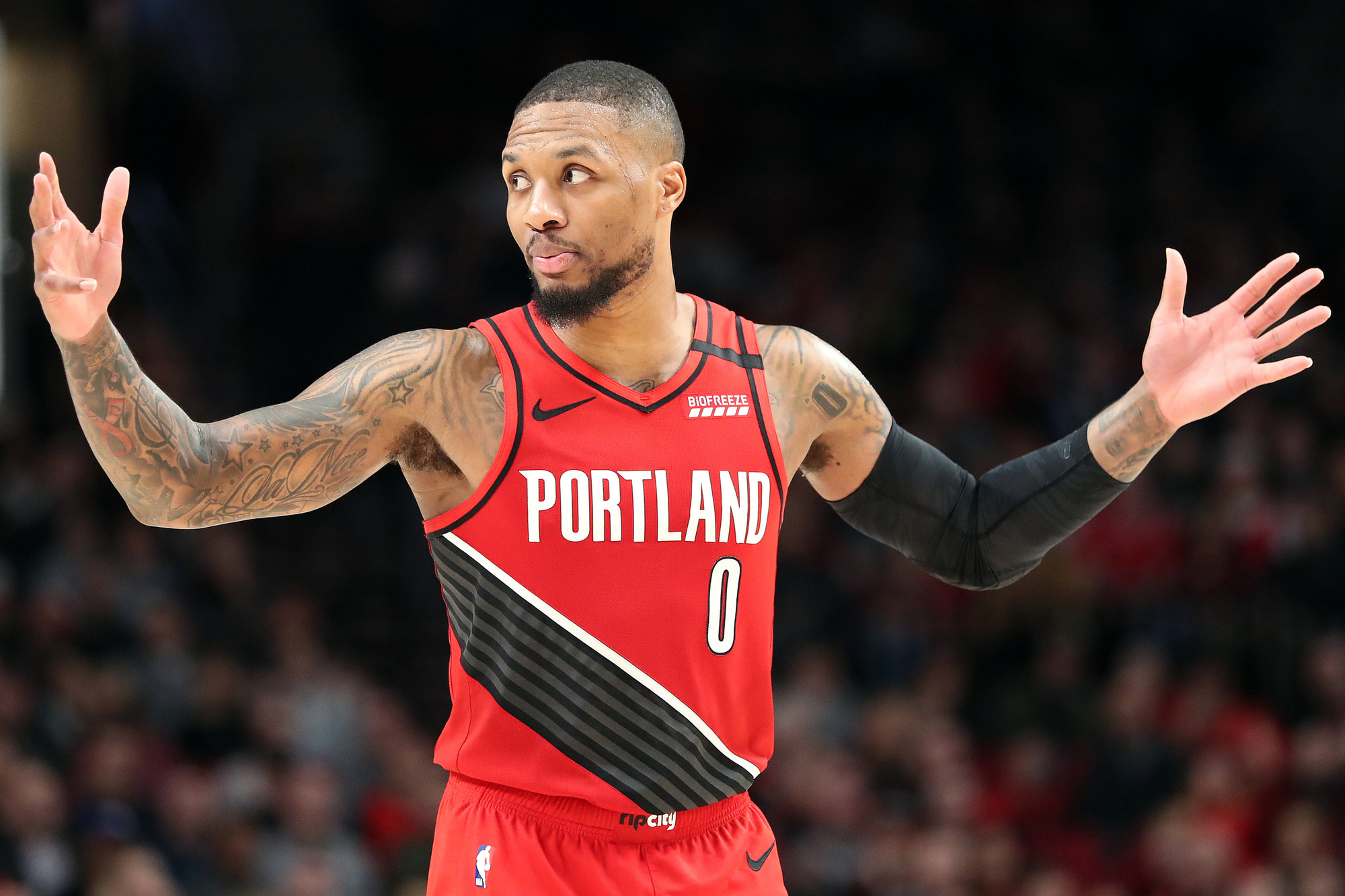 Để thua Luka Doncic, cộng đồng mạng phản ứng khi Damian Lillard một lần nữa &quot;lỗi hẹn&quot; với NBA All Star - Ảnh 1.