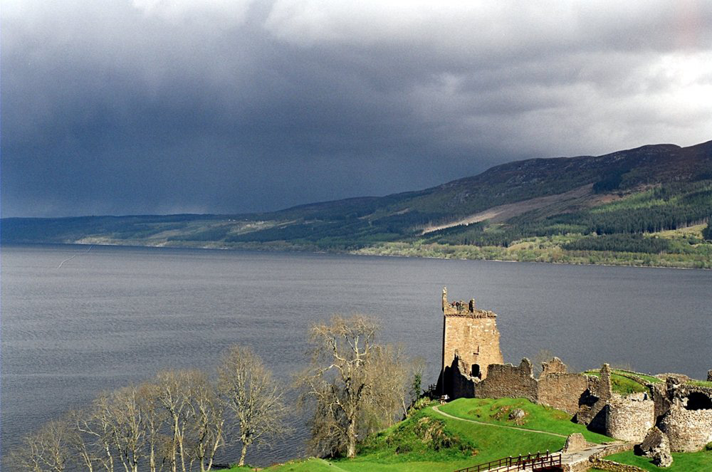 Bí ẩn quái vật hồ Loch Ness: Cuối cùng khoa học cũng có câu trả lời về sự tồn tại của nó - Ảnh 1.