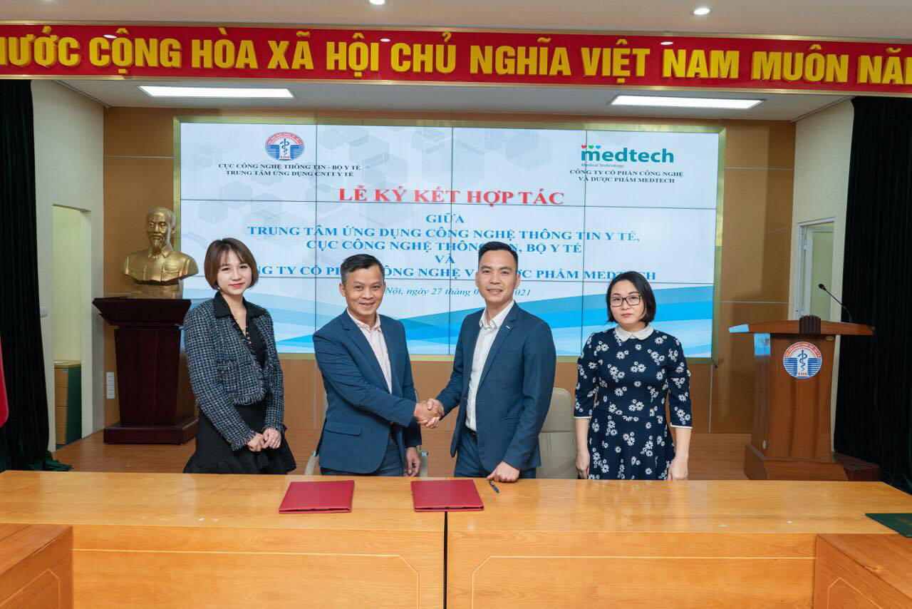 Bộ Y tế và MEDTECH ký kết hợp tác về ứng dụng công nghệ thông tin trong khám chữa bệnh - Ảnh 1. Bộ Y tế và MEDTECH ký kết hợp tác về ứng dụng công nghệ thông tin trong khám chữa bệnh - Ảnh 1.