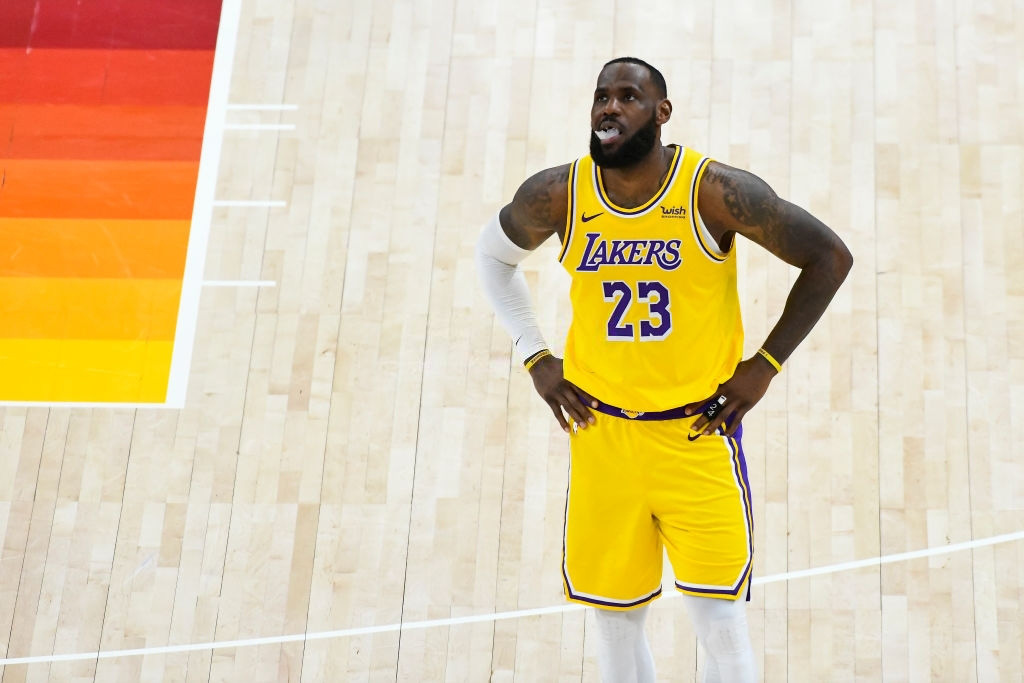 LeBron James trấn an người hâm mộ sau chuỗi trận “te tua” - Ảnh 1.