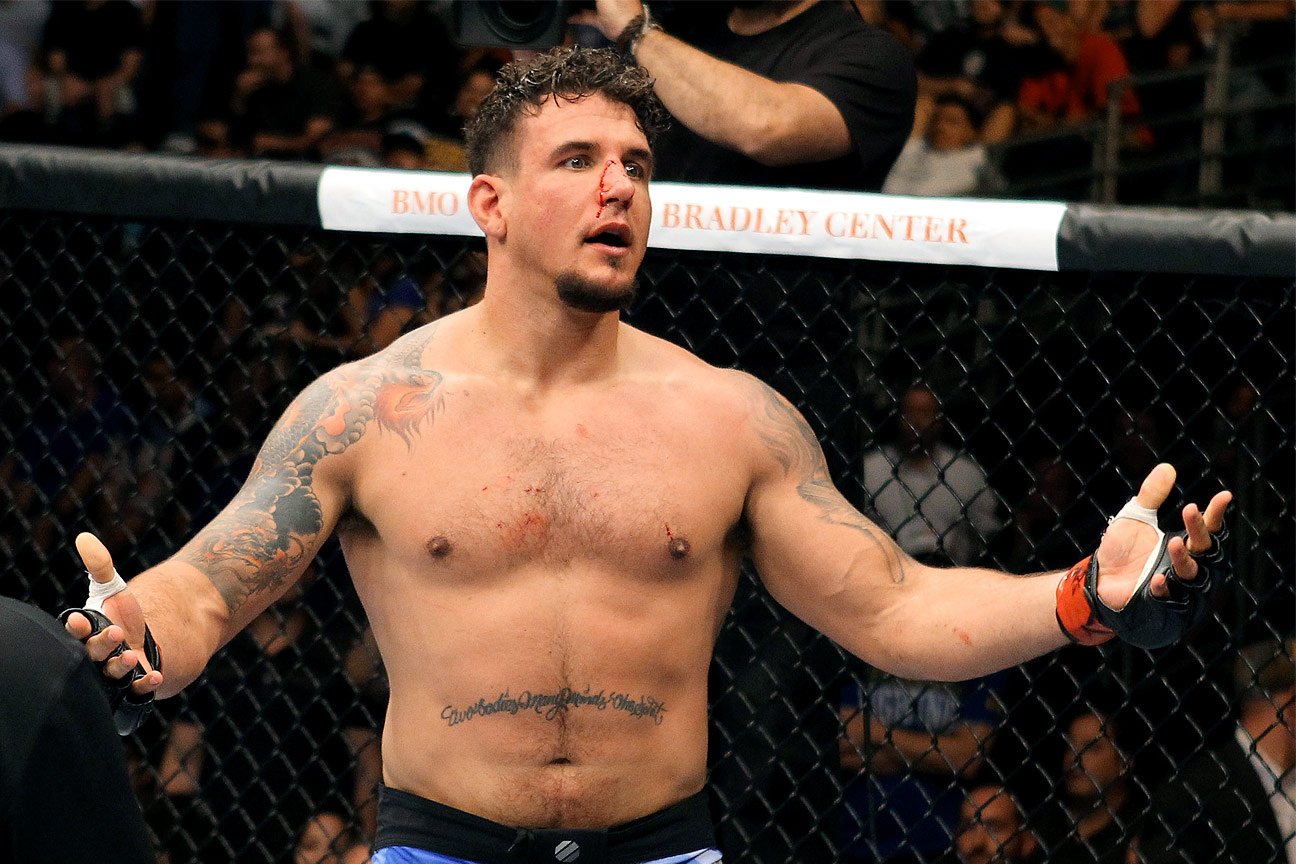 Huyền thoại MMA Frank Mir chốt kèo thượng đài cùng nhà cựu vô địch boxing tại sự kiện có sự góp mặt của Youtuber Jake Paul - Ảnh 2.