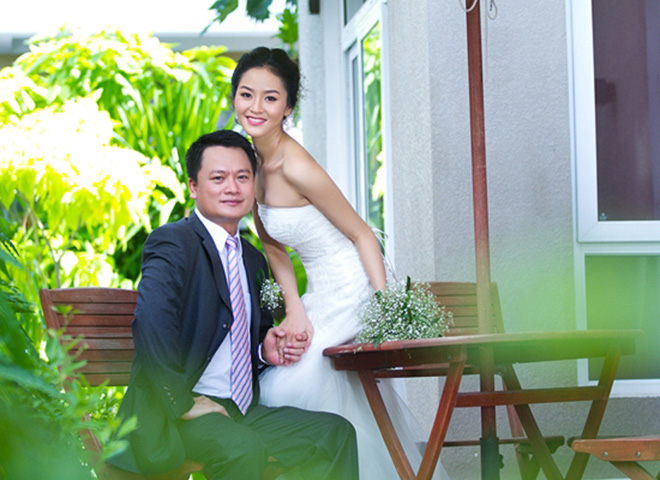 Mỹ nhân Việt lấy chồng là phó giám đốc ngân hàng, lớn hơn 17 tuổi giờ ra sao? - Ảnh 4.