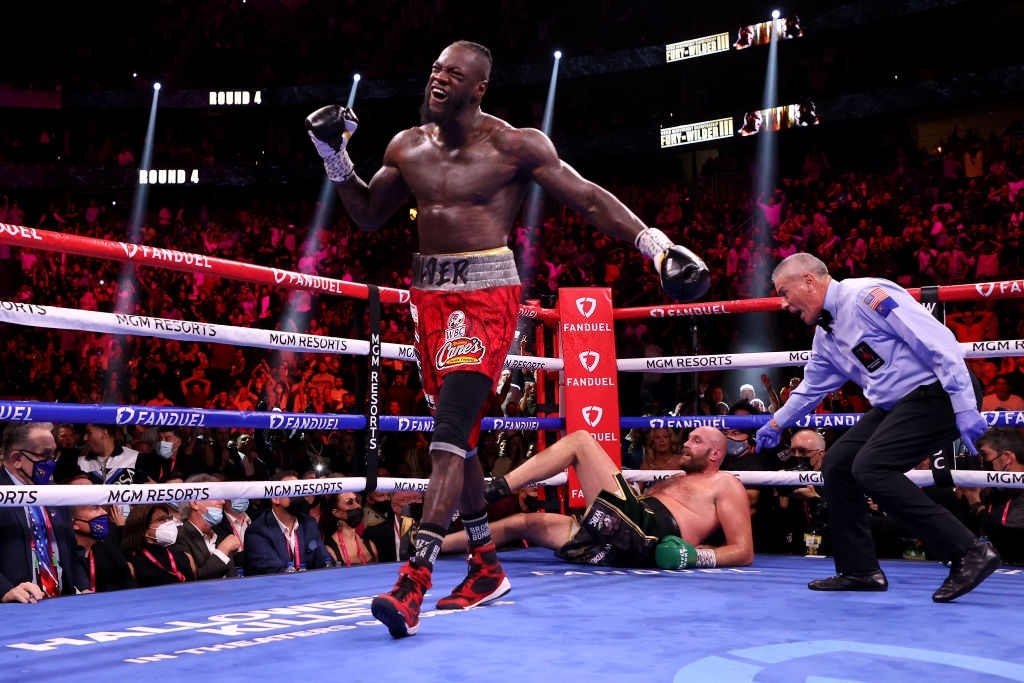 Cảm ơn Tyson Fury và Deontay Wilder vì những trận đấu không thể quên - Ảnh 1. Cảm ơn Tyson Fury và Deontay Wilder vì những trận đấu không thể quên - Ảnh 1.