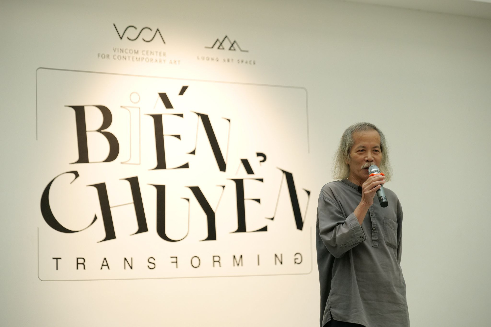 VCCA mở cửa triển lãm điêu khắc đá &quot;Biến chuyển | Transforming&quot; - Ảnh 2.