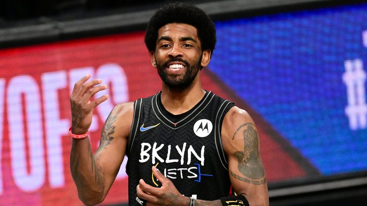 Ông chủ Brooklyn Nets nói gì về trường hợp của Kyrie Irving trước thềm mùa giải 2021-2022? - Ảnh 1.