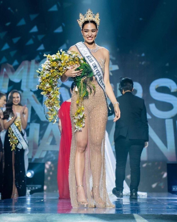 Tân Hoa hậu Hoàn vũ Thái Lan: Sở hữu chiều cao khủng 1m83, đối thủ đáng gờm của Kim Duyên tại Miss Universe 2021 - Ảnh 2.