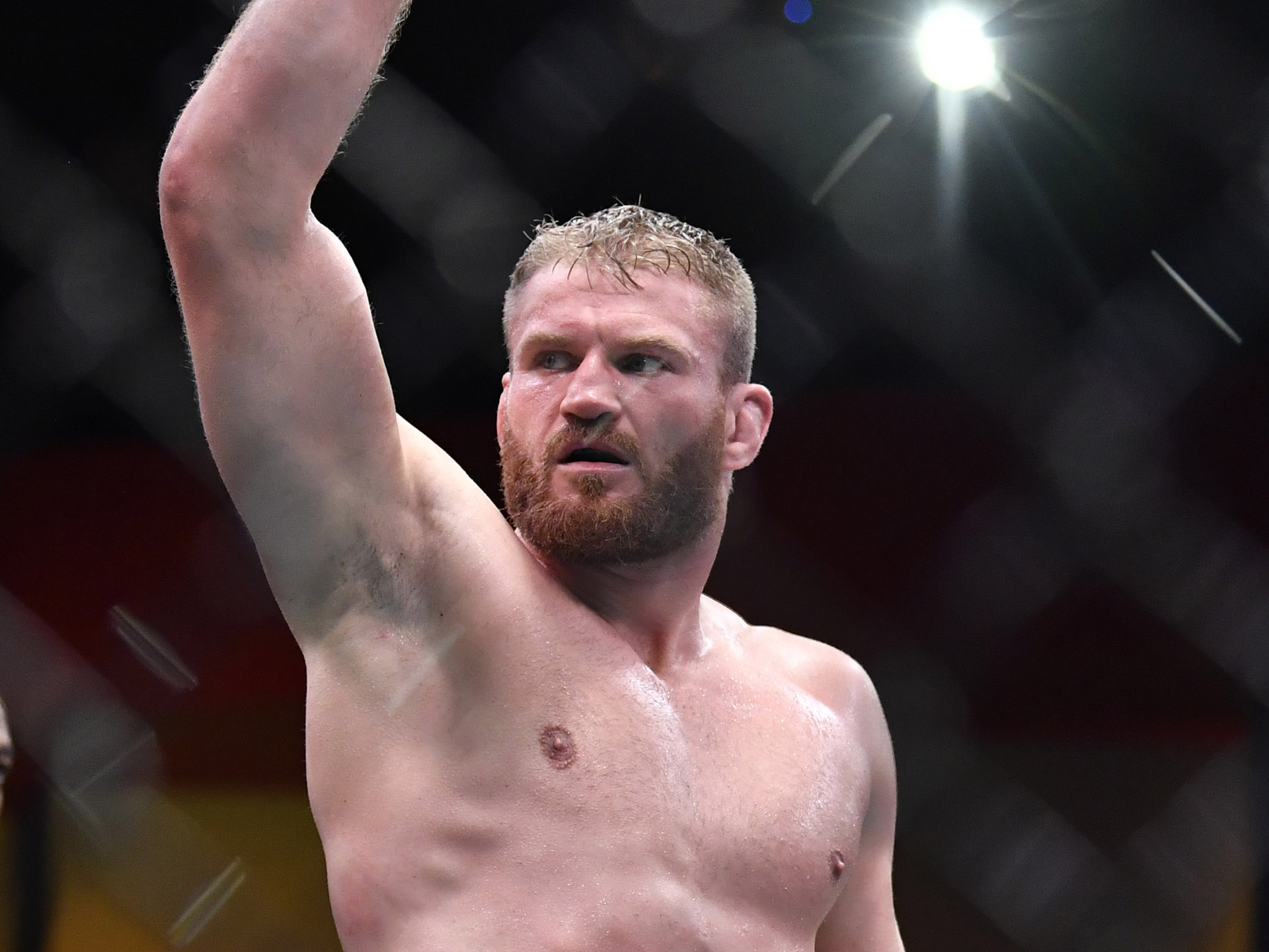Những điểm nhấn tại UFC 267: Hai kèo tranh đai, sự xuất hiện của Makhachev và Chimaev - Ảnh 2.