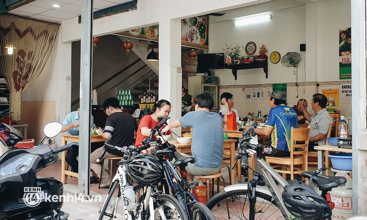 Lâu lắm rồi người Sài Gòn mới được ngồi thưởng thức cafe tại quán! - Ảnh 7.