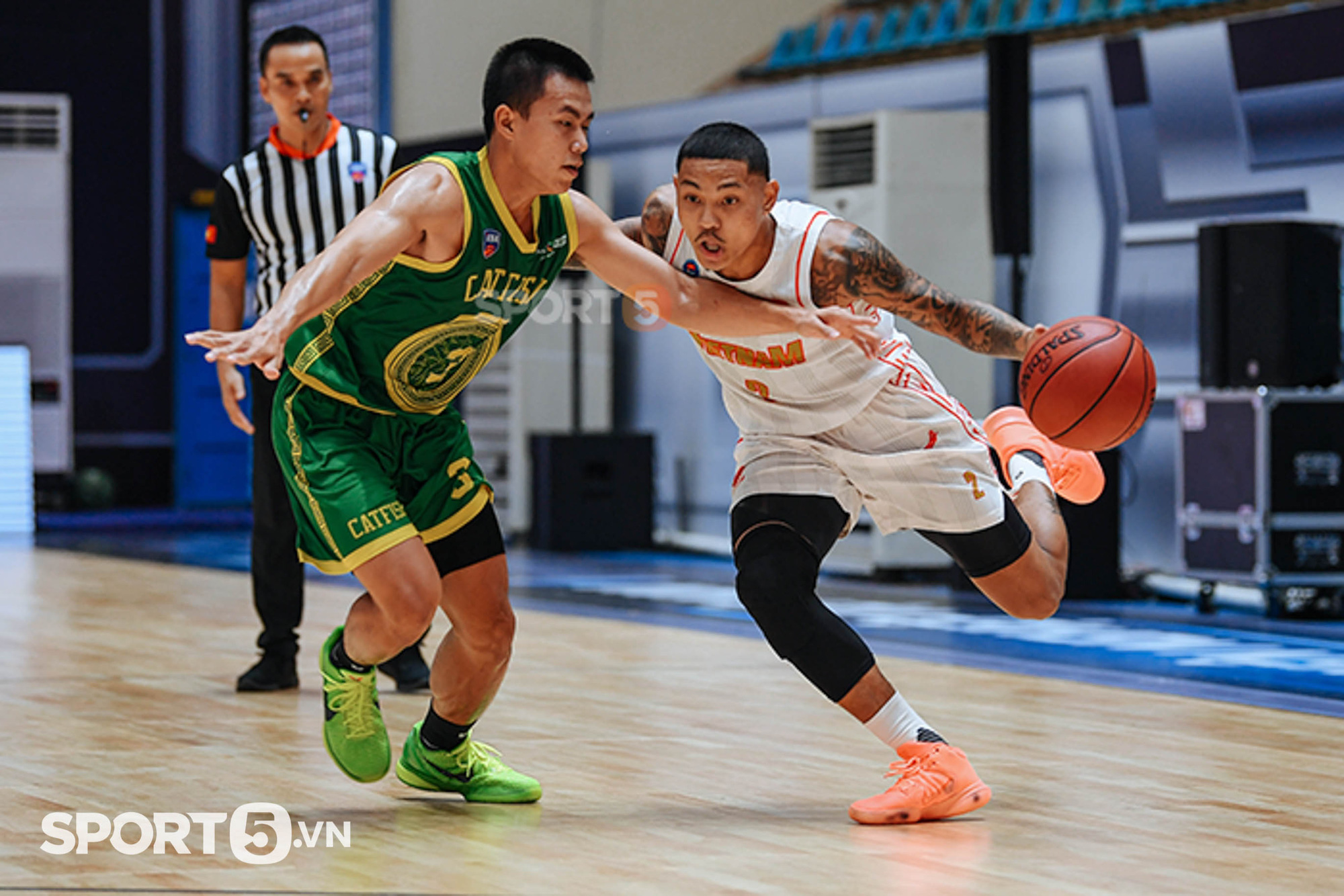 Nguyễn Huỳnh Phú Vinh, nội binh đầu tiên đạt danh hiệu MVP ở VBA Premier Bubble Game 2021 - Ảnh 1.