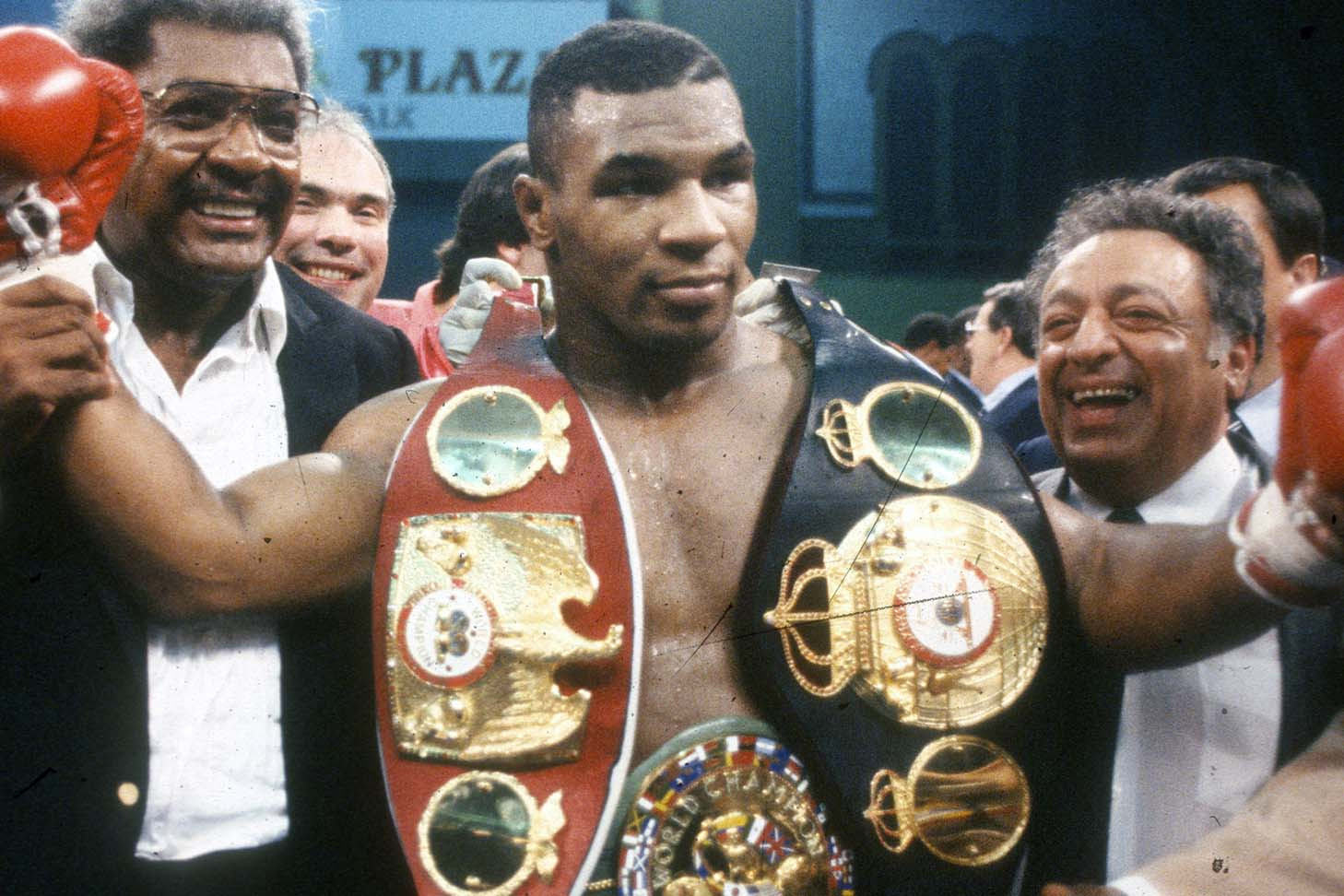 Mike Tyson và khả năng đánh bại đối thủ từ ánh mắt - Ảnh 1.