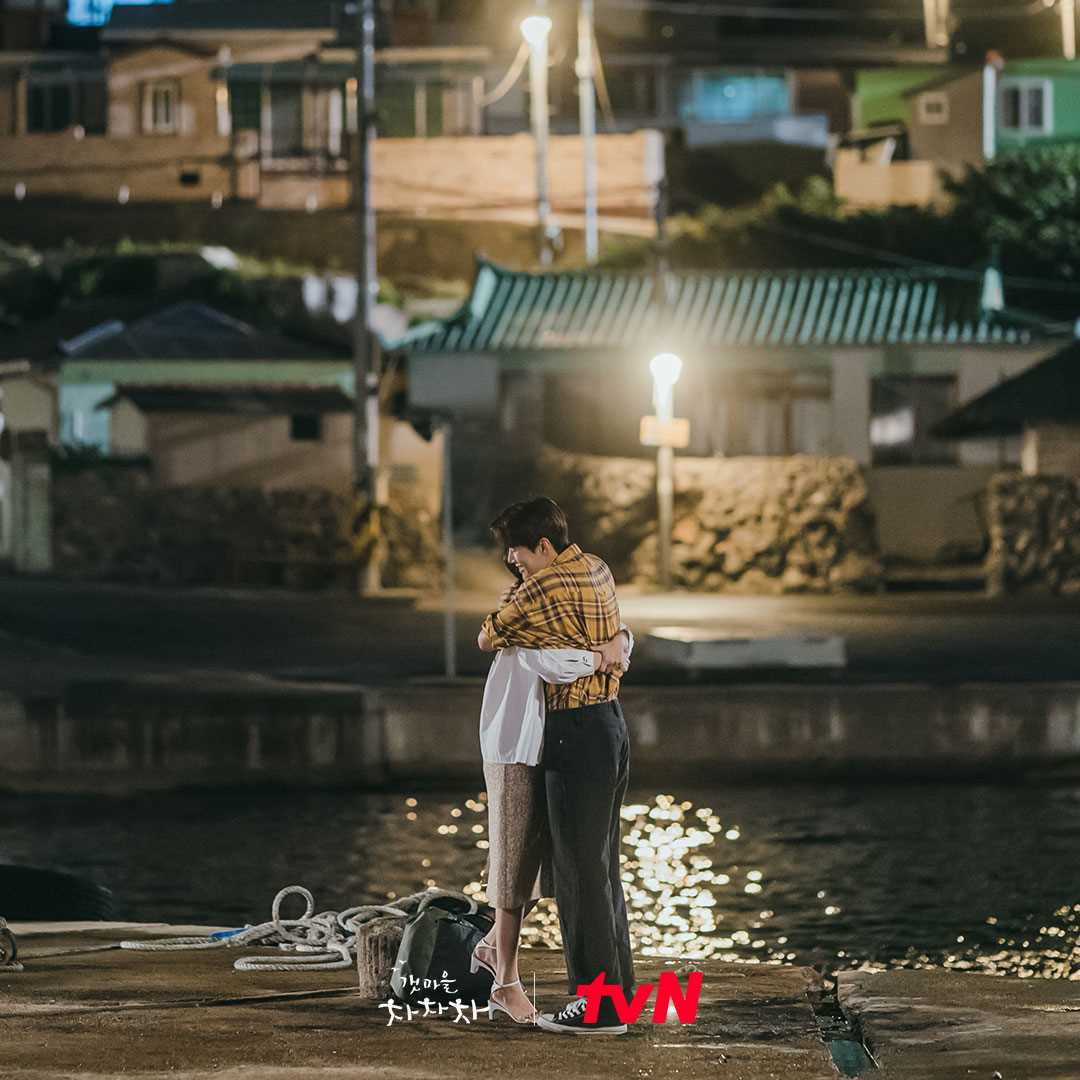 Rating Hometown Cha-Cha-Cha và loạt bom tấn đồng loạt giảm, chỉ bom xịt của Kim Go Eun hồn nhiên thăng hạng - Ảnh 4.