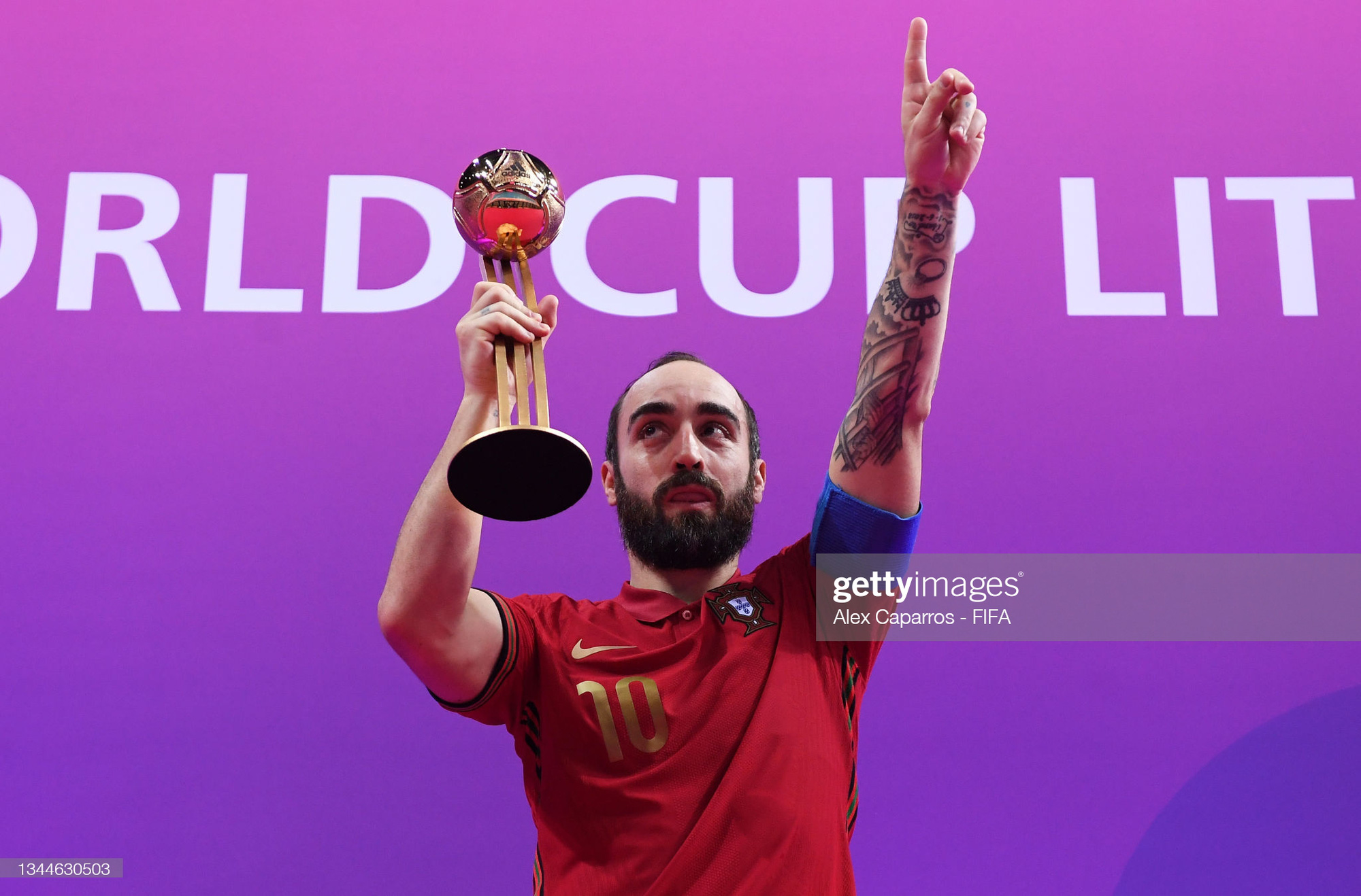 Chùm ảnh: Hai cảm xúc trái ngược trong trận chung kết Futsal World Cup 2021 - Ảnh 9.