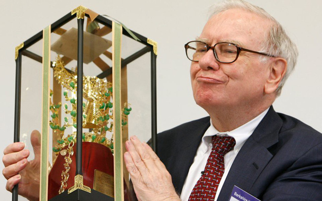 3 đạo lý là châm ngôn làm giàu của tỷ phú Warren Buffett: Kẻ càng phô trường sự thông minh thì càng dễ bị đánh gục! - Ảnh 2.