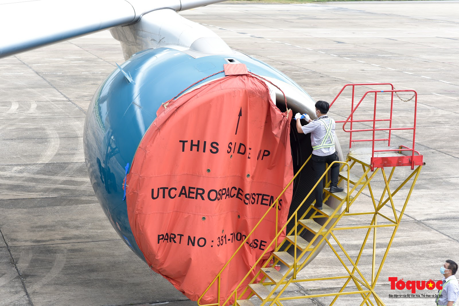 Hàng không Việt Nam bảo dưỡng máy bay chuẩn bị trở lại bầu trời nội địa - Ảnh 6.