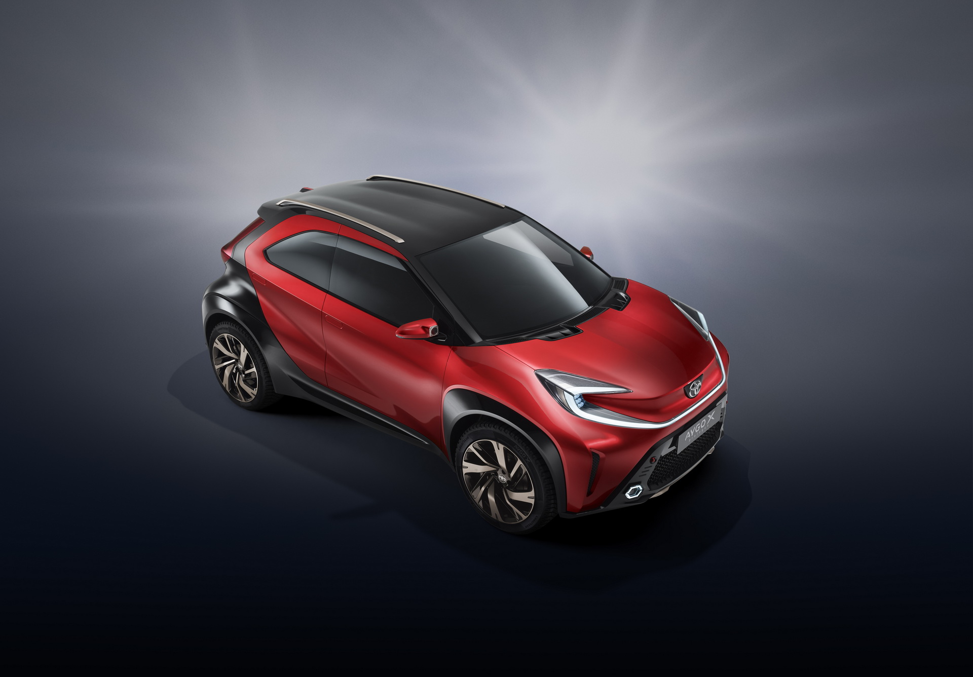 Toyota Aygo X - Xe gầm cao giá rẻ mới, dài ngang Wigo - Ảnh 1.