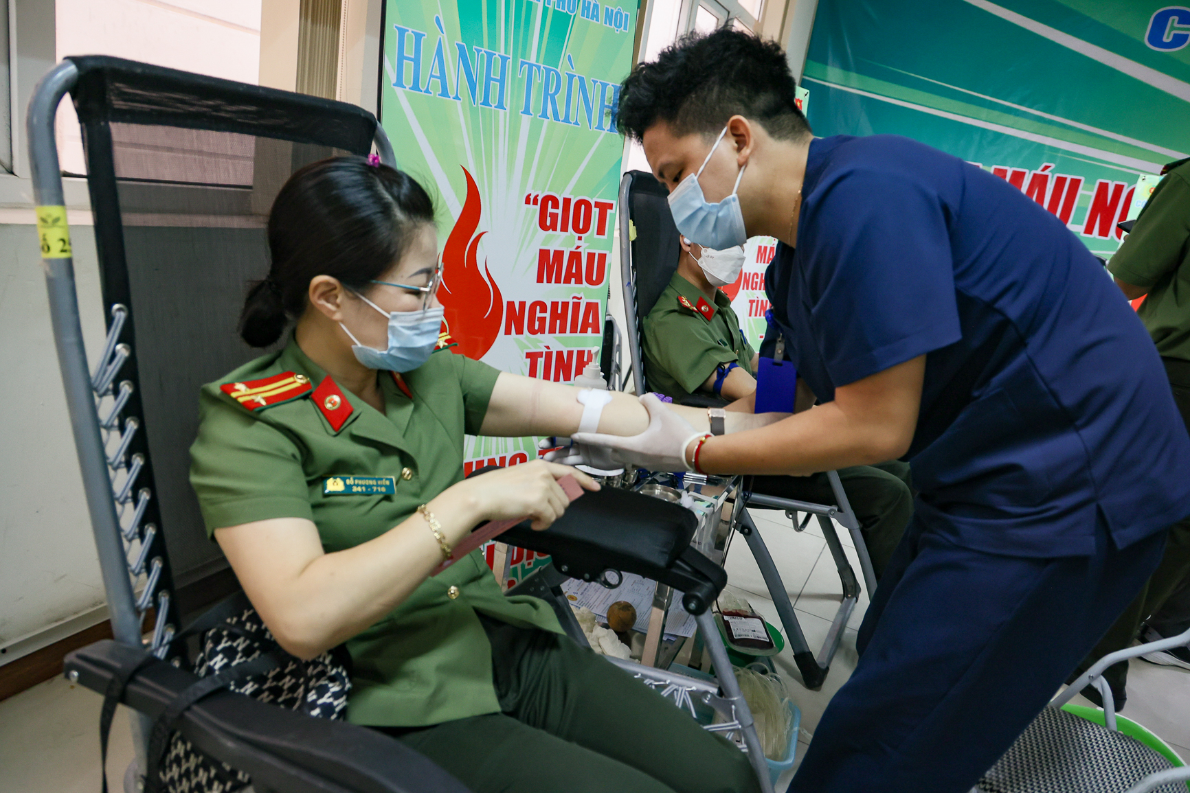 Ra mắt Câu lạc bộ Phản ứng nhanh hiến máu tình nguyện của thanh niên Công an TP Hà Nội - Ảnh 9.