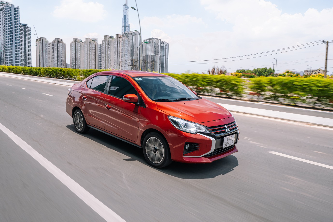 Người Việt có thể mua xe Mitsubishi dễ hơn bao giờ hết nhờ điều này - Ảnh 3. Người Việt có thể mua xe Mitsubishi dễ hơn bao giờ hết nhờ điều này - Ảnh 3.
