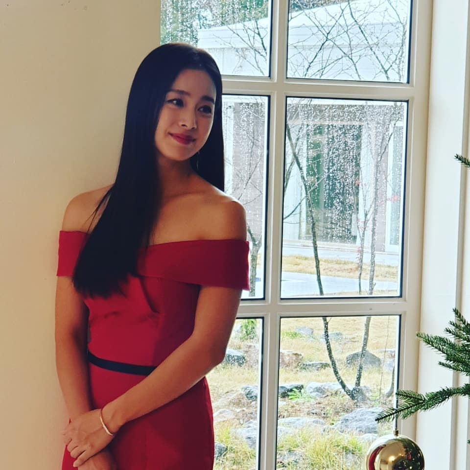 Kim Tae Hee chia sẻ điều gì mà khiến ông xã lập tức thả tim rồi gọi vợ tiếng &quot;chị gái&quot;? - Ảnh 3.