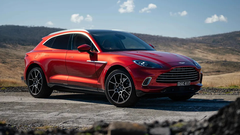 Aston Martin xác nhận có SUV giá rẻ, ra mắt ngay cuối tuần này - Ảnh 2.