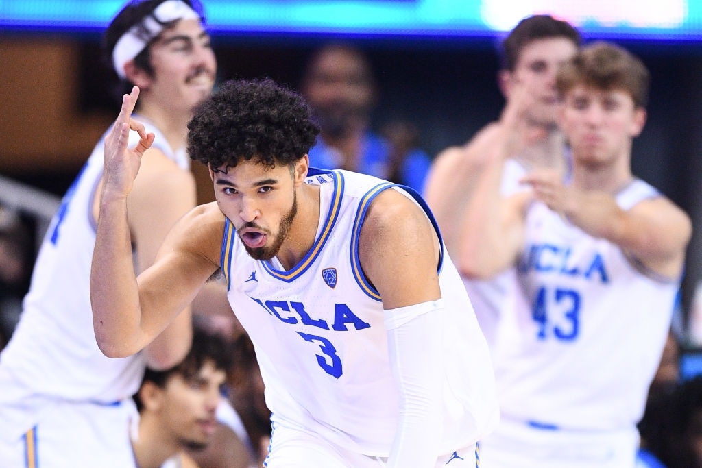 Johnny Juzang đoạt danh hiệu &quot;Cầu thủ xuất sắc nhất tuần&quot;, cùng UCLA Bruins đến với 3 chiến thắng liên tiếp - Ảnh 3.