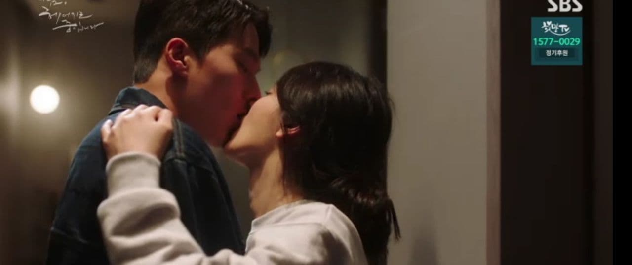 Biết Song Hye Kyo là chị dâu hụt, Jang Ki Yong vẫn hôn tới tấp ở Now, We Are Breaking Up tập 3 - Ảnh 6.