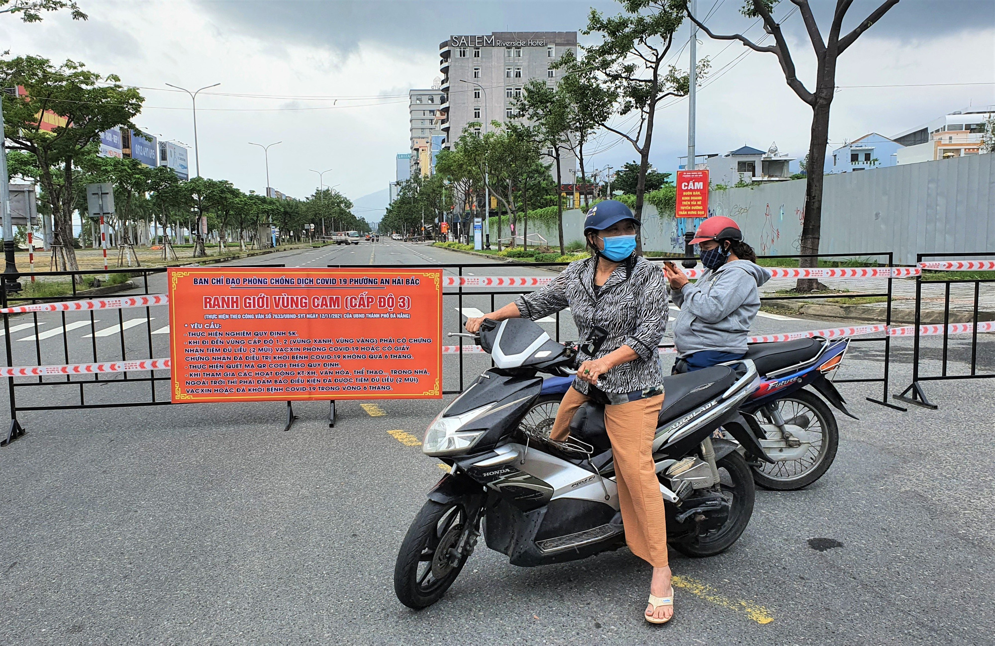 Đà Nẵng tìm người đến hàng loạt quán ăn, cafe, tiệm hớt tóc, ngân hàng có yếu tố dịch tễ - Ảnh 2.