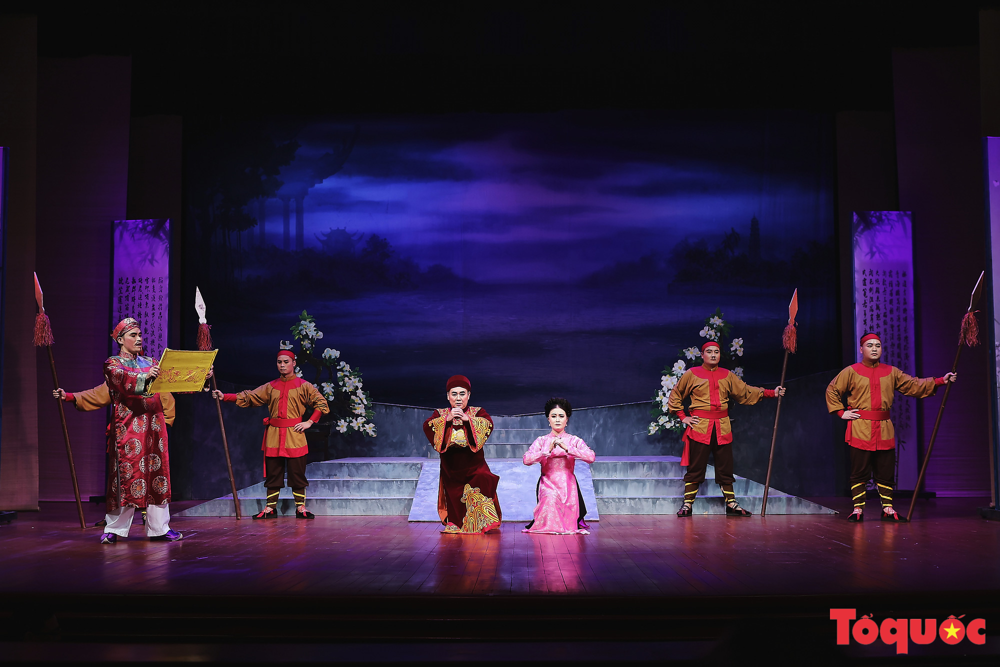 Nhà hát Chèo Việt Nam ra mắt vở diễn mới về Hồng Hà nữ sĩ Đoàn Thị Điểm - Ảnh 15.