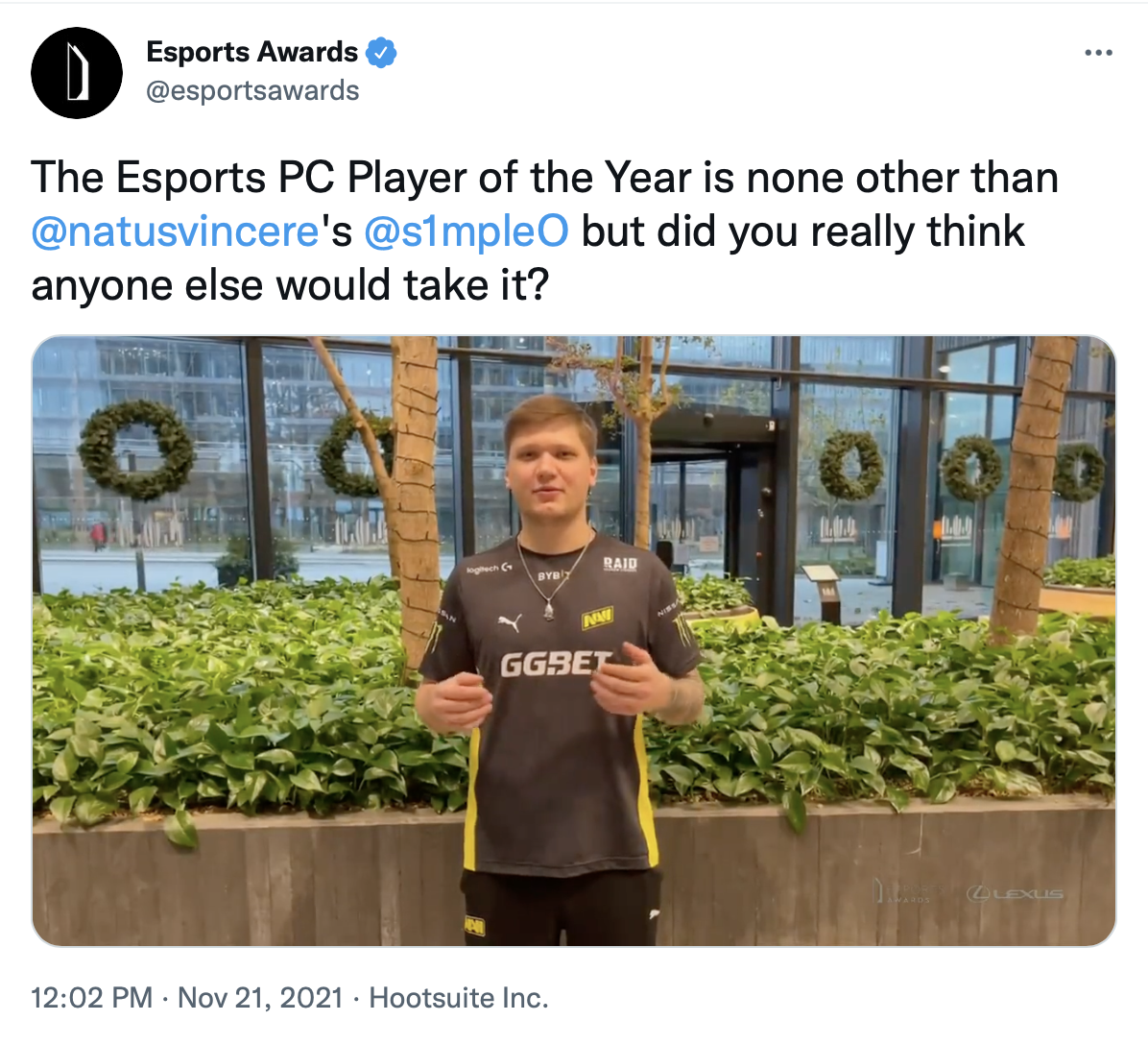 S1mple &quot;bóc phốt&quot; khiến BTC Esports Awards có một phen đi vào lòng đất - Ảnh 2.