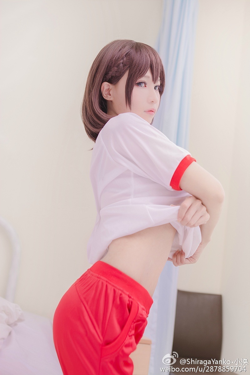 Ngộp thở với loạt ảnh cosplay quái vật ba đầu trong siêu phẩm anime waifu mùa thu 2021, càng ngắm càng mê - Ảnh 9.