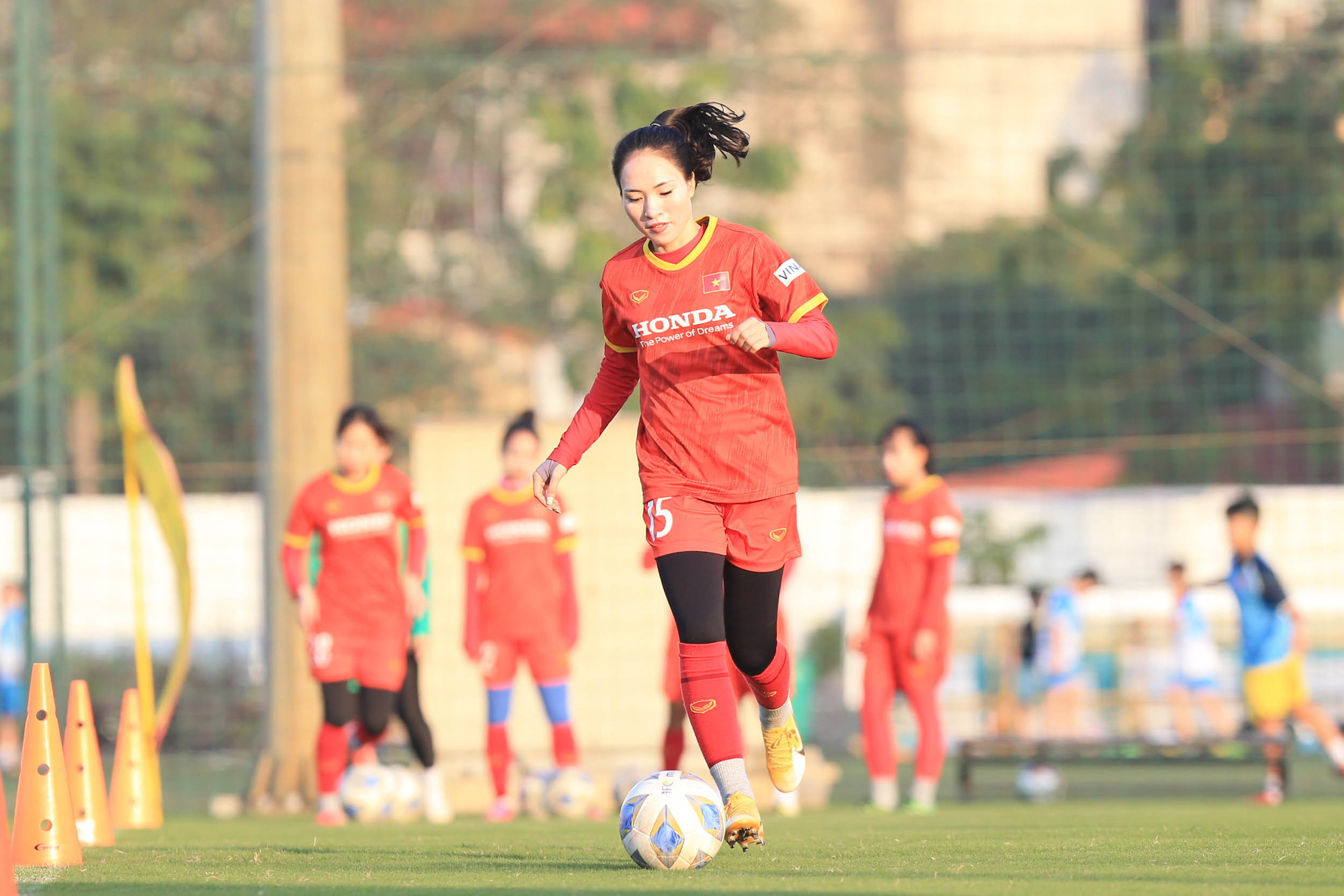 Tuyển nữ Việt Nam tập huấn tại Châu Âu trước thềm VCK Asian Cup 2022 - Ảnh 1.