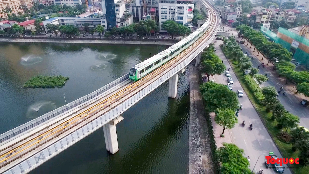 Tuyến đường sắt đô thị Cát Linh - Hà Đông chính thức vận hành sau 1 thập kỷ xây dựng - Ảnh 12.