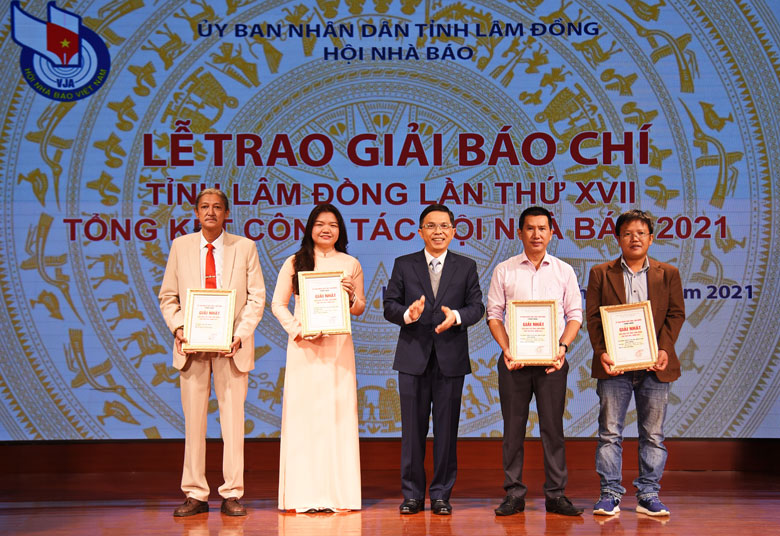Trao giải báo chí tỉnh Lâm Đồng lần thứ XVII - Ảnh 6.
