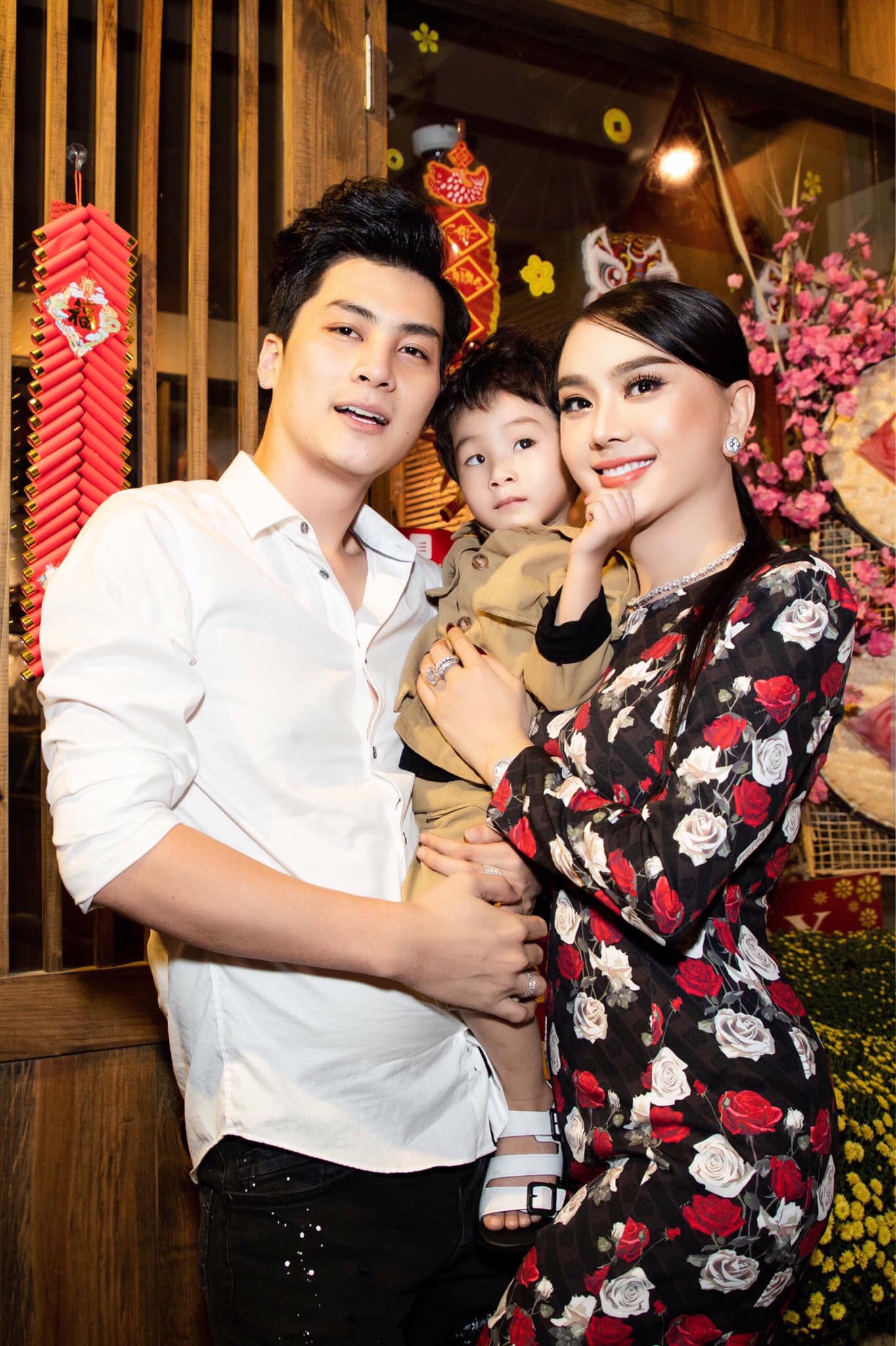 Lâm Khánh Chi xuất hiện xinh đẹp vào ngày thứ 5 sau khi nhiễm Covid-19 - Ảnh 3.