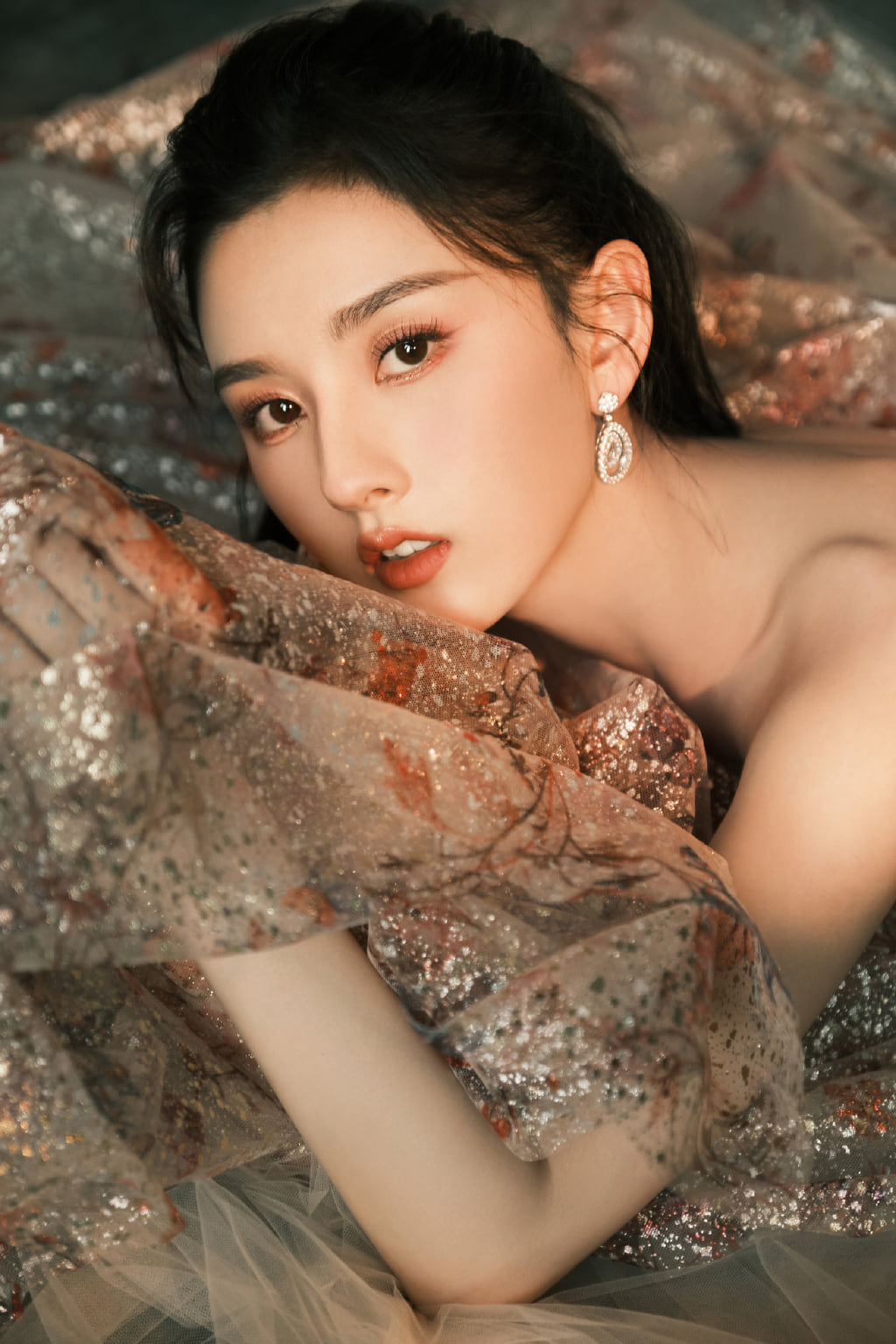 Nhan sắc sao nhí Na Tra năm 7 tuổi bất ngờ hot lại sau 16 năm, visual bây giờ còn nâng tầm ngoạn mục hơn năm xưa - Ảnh 7.