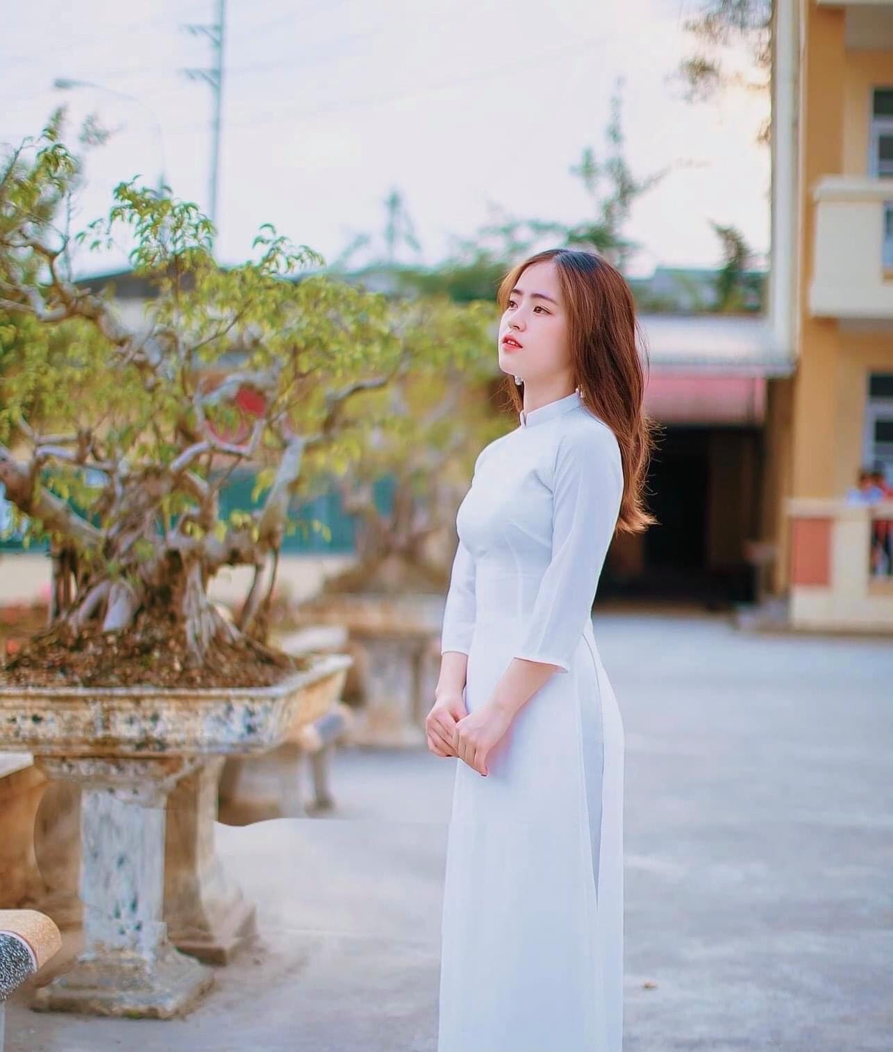 Cô bé bán lê nổi tiếng 3 năm trước ở Hà Giang: Đã là thiếu nữ xinh đẹp, giỏi giang - Ảnh 4.
