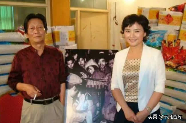 Thần khờ được nhiều doanh nhân học hỏi nhất Trung Quốc: Không biết chữ, vào tù 3 lần, lấy 4 đời vợ, từ kẻ bị giễu cợt là đồ ngốc bứt phá thành huyền thoại bán hàng rong - Ảnh 6. Thần khờ được nhiều doanh nhân học hỏi nhất Trung Quốc: Không biết chữ, vào tù 3 lần, lấy 4 đời vợ, từ kẻ bị giễu cợt là đồ ngốc bứt phá thành huyền thoại bán hàng rong - Ảnh 6.