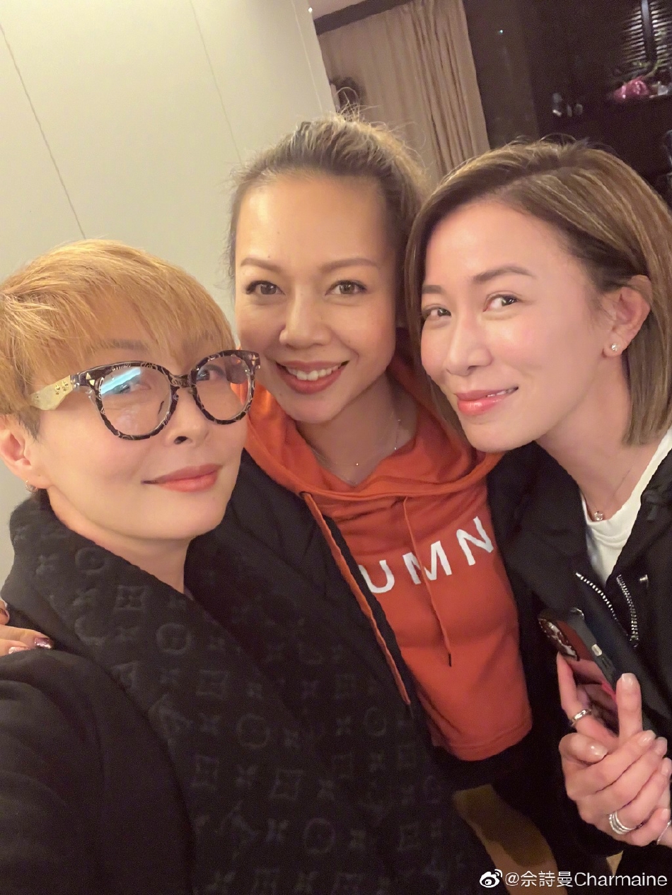 Chung khung hình với nhóm mỹ nhân TVB cùng thời, nhan sắc ở tuổi 46 của &quot;Nhàn Phi&quot; Xa Thi Mạn gây chú ý - Ảnh 2.
