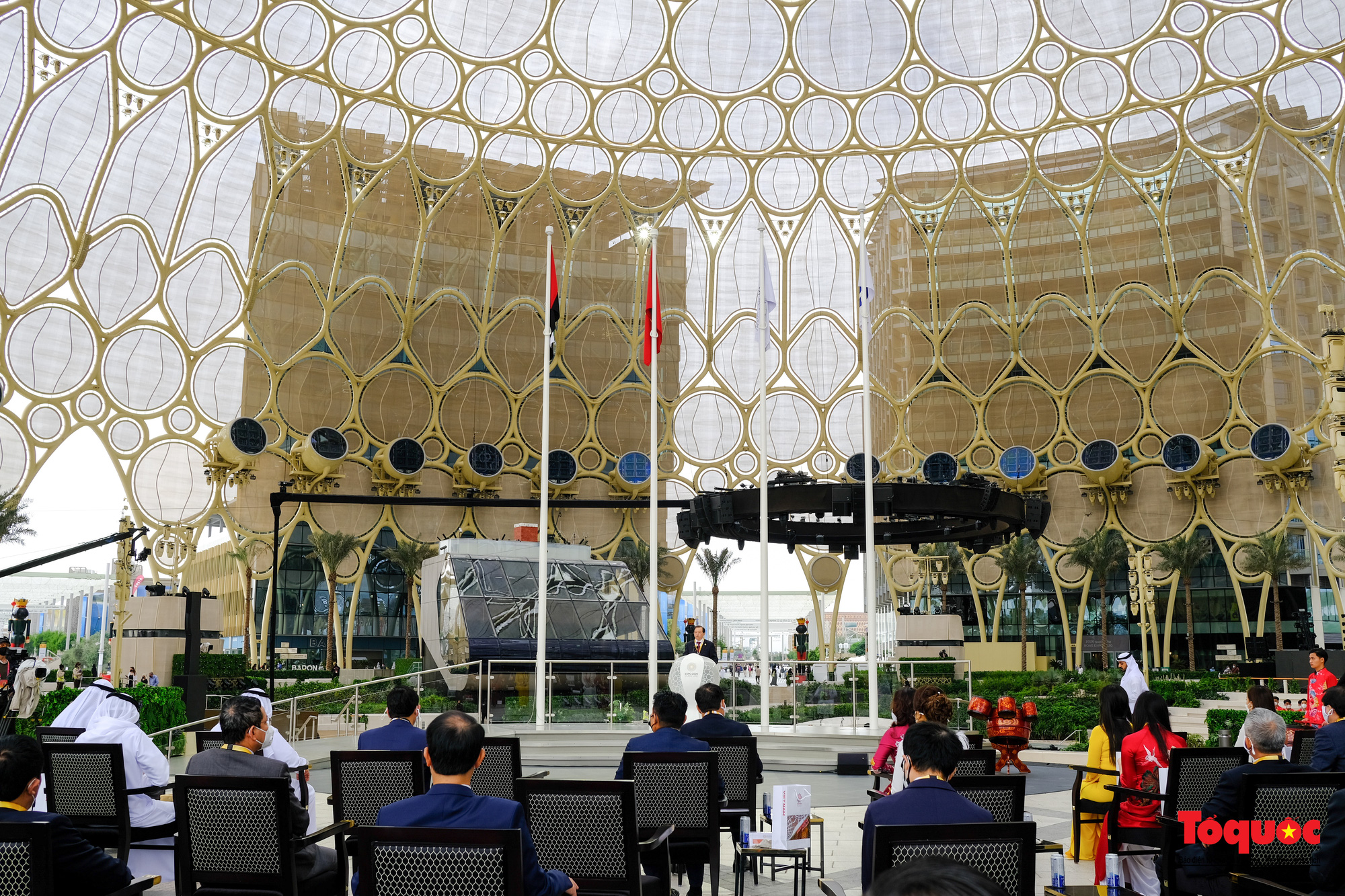 Nghi lễ thượng cờ trong Ngày Quốc gia Việt Nam tại Expo 2020 Dubai - Ảnh 13.