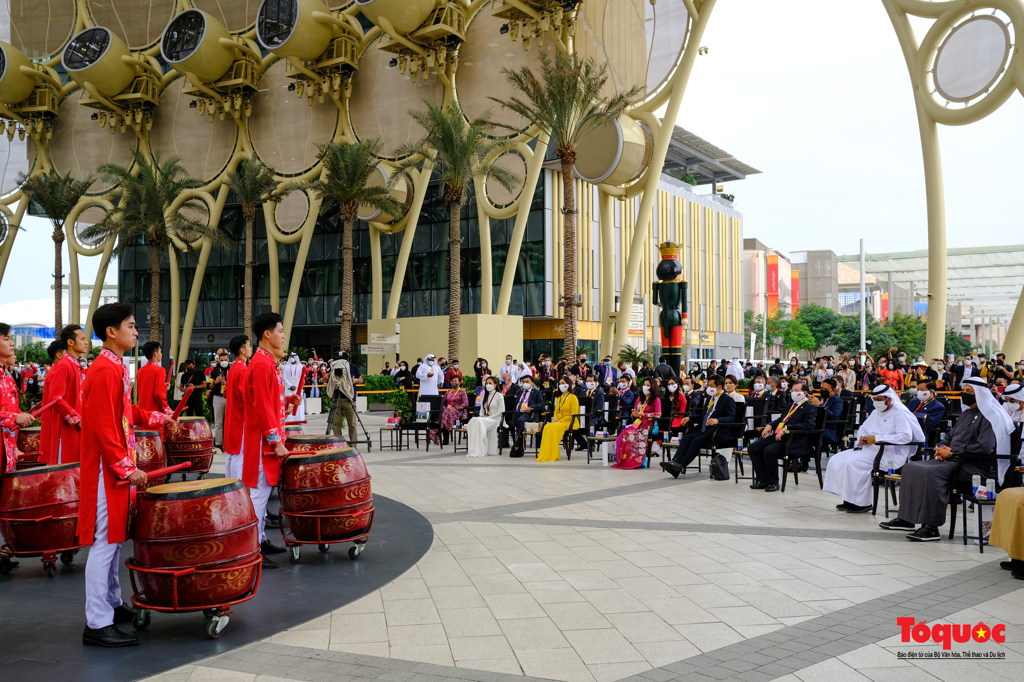 Nghi lễ thượng cờ trong Ngày Quốc gia Việt Nam tại Expo 2020 Dubai - Ảnh 16.