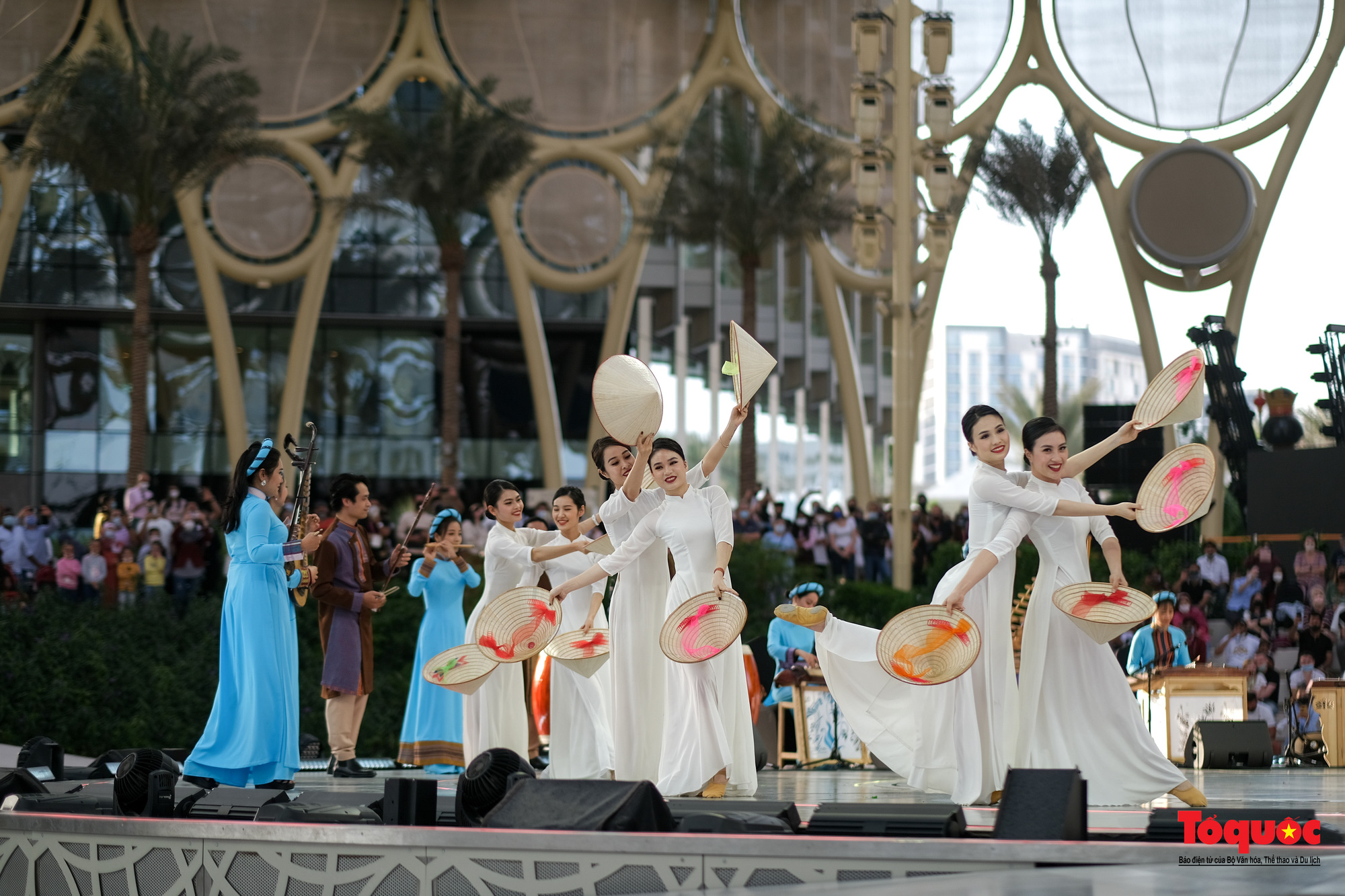 Expo 2020 Dubai: 'Dòng chảy bất tận' đưa văn hóa Việt ra thế giới - Ảnh 8.