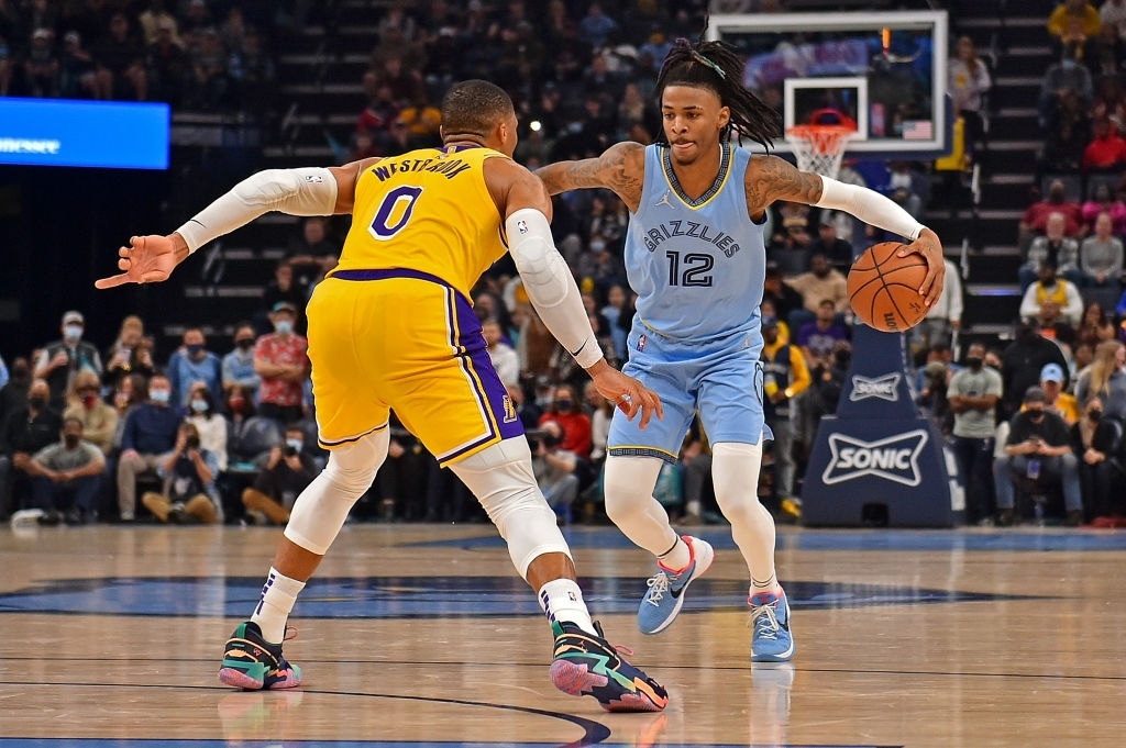 Vừa giành chiến thắng, Ja Morant đã ngay lập tức “tuyên chiến” với CĐV Los Angeles Lakers - Ảnh 1.