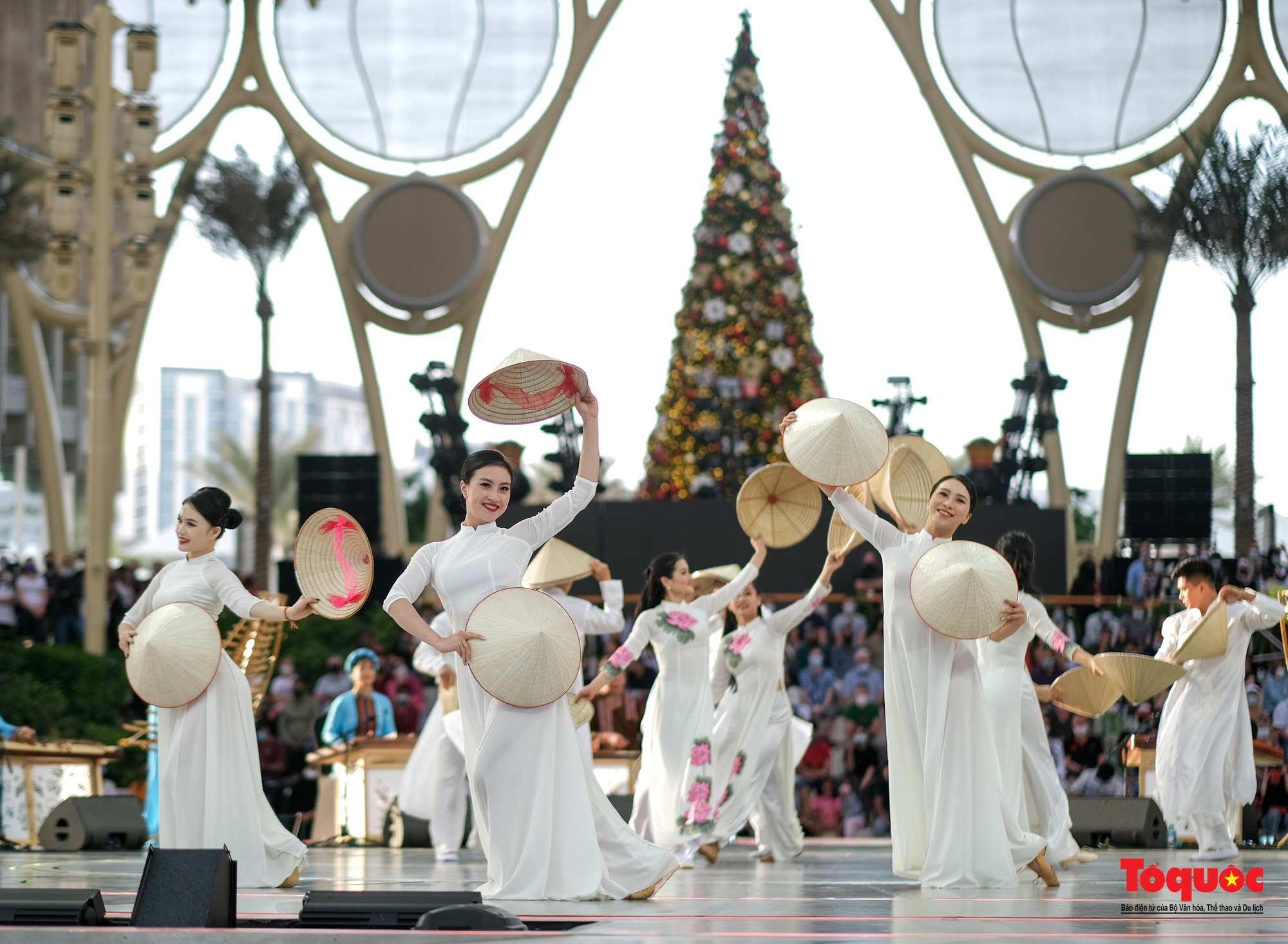 Expo 2020 Dubai: 'Dòng chảy bất tận' đưa văn hóa Việt ra thế giới - Ảnh 12.
