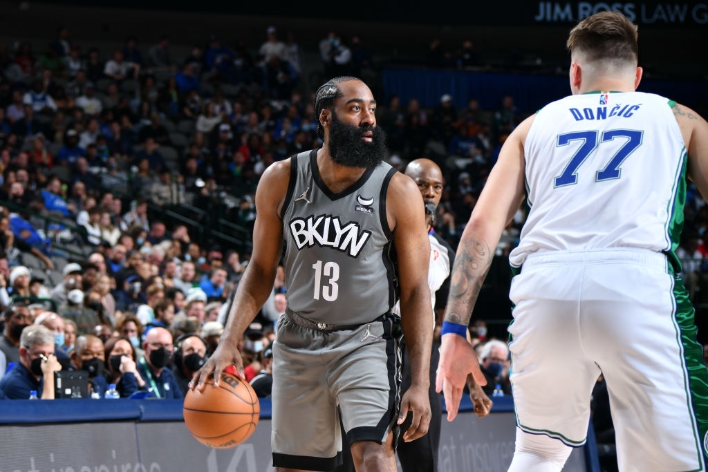 James Harden dẫn dắt Brooklyn Nets tới màn lội ngược dòng trước Dallas Mavericks - Ảnh 1.