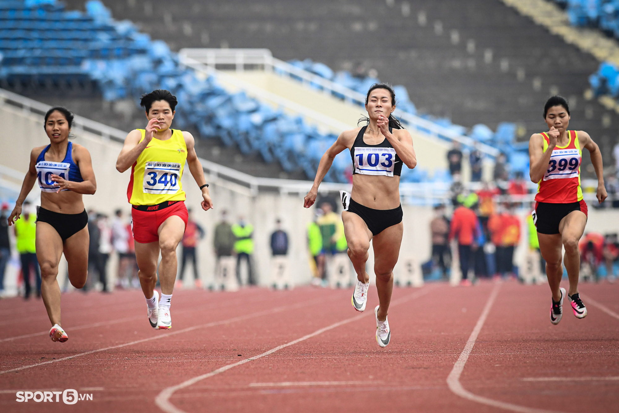 “Nữ hoàng tốc độ” Tú Chinh vượt trội tại giải điền kinh VĐQG 2021  - Ảnh 2.