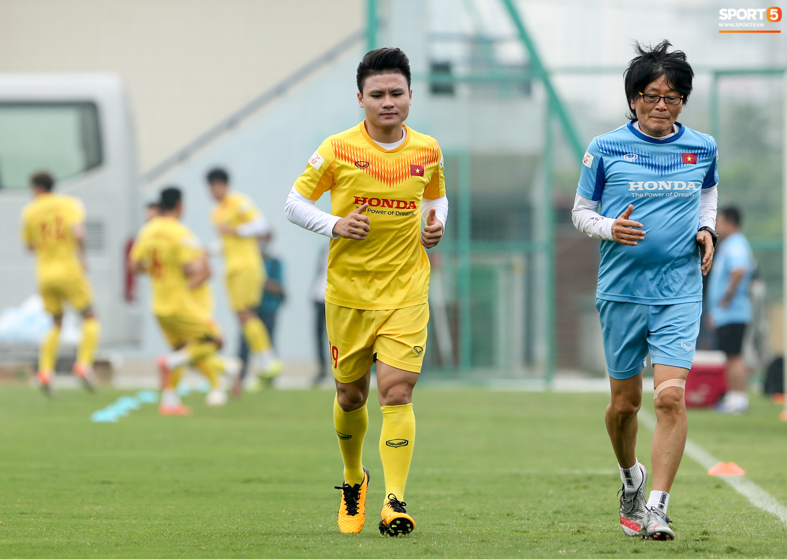 Quang Hải trở nên &quot;mong manh dễ vỡ&quot;, tuyển Việt Nam và Hà Nội FC cảnh giác - Ảnh 2.