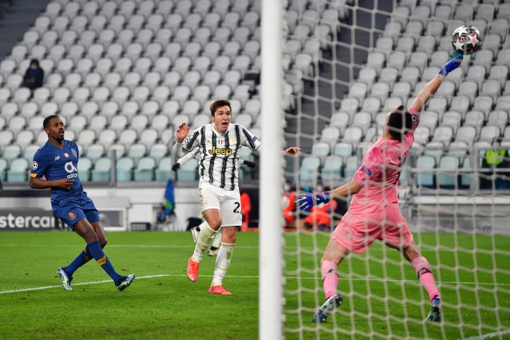 Ronaldo im lặng, Juventus cay đắng rời Champions League dù chơi hơn người trong hiệp phụ - Ảnh 9.