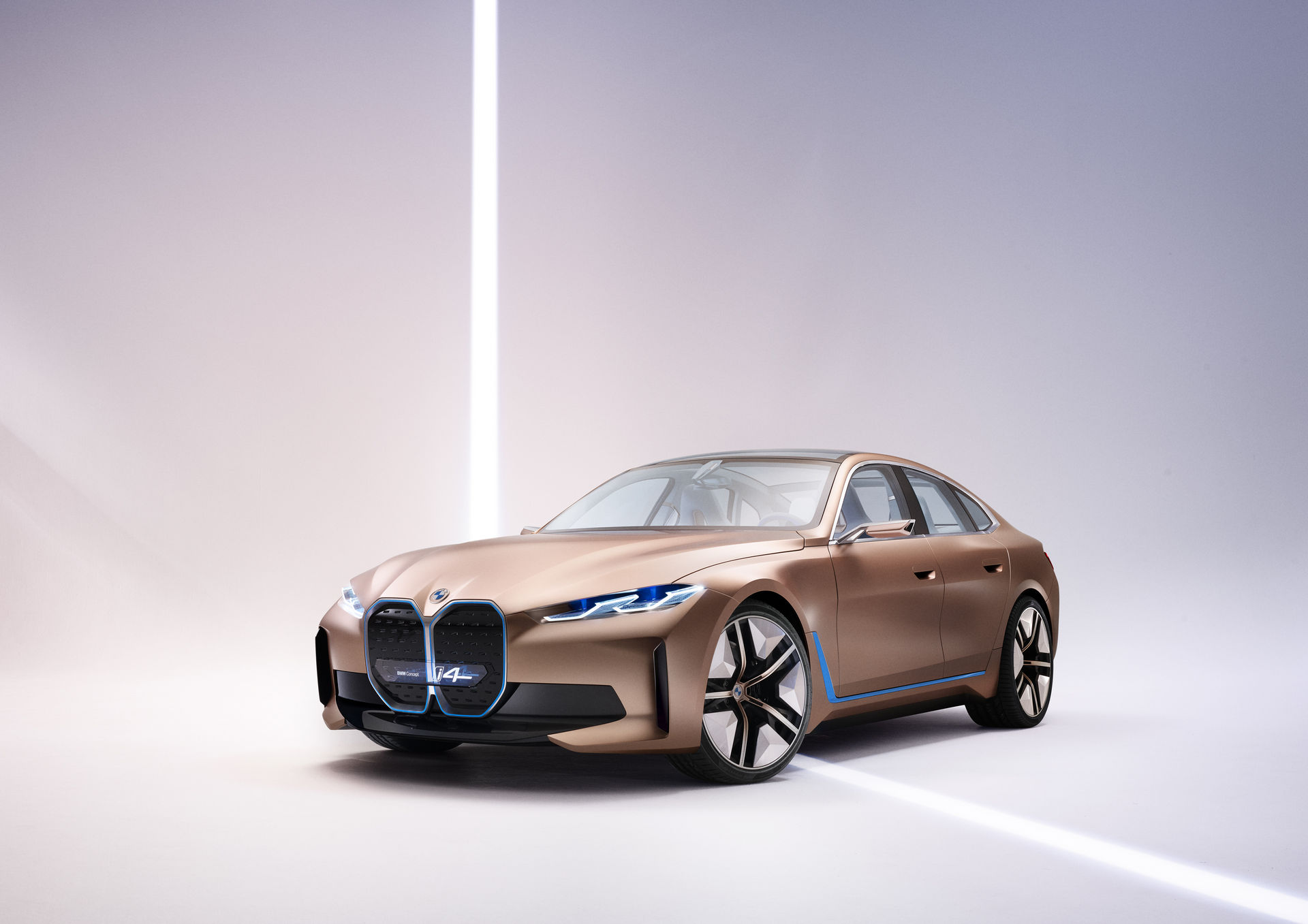 Quên i8 đi, BMW i4 có thể ra mắt ngay hôm nay - Ảnh 1.