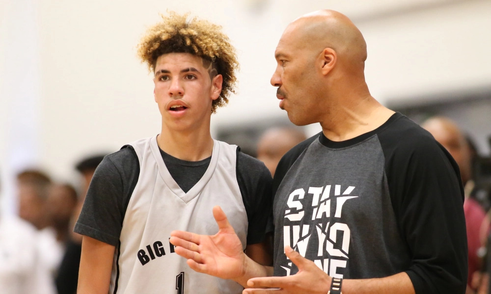 LaMelo Ball tiết lộ thần tượng thật của bản thân: Không phải LeBron James cũng chẳng phải Kobe Bryant - Ảnh 3.