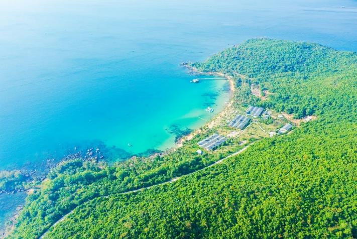 Nam đảo Phú Quốc – tâm điểm của du lịch nghỉ dưỡng và đầu tư trong tương lai - Ảnh 1.