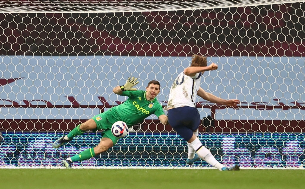 Harry Kane nổ súng giúp Tottenham đánh bại Aston Villa - Ảnh 10.